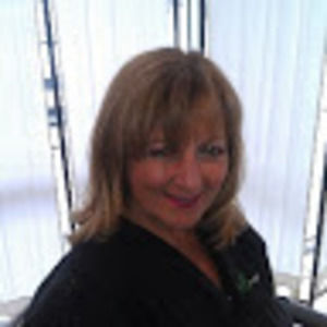 Meet your Posher, Deanna